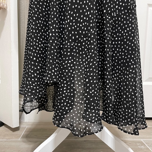 NWOT- Cabi- SET Sinatra Blouse (Medium #3956) and Sinatra Skirt (Size 8 #4024) - Picture 5 of 16